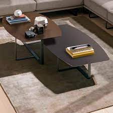 Merlot coffee table by natuzzi editions looks elegant and unexpected, with a lateral dent and a central cut and the peculiar manner of how its legs are connected. Contemporary Coffee Table Tempo Natuzzi Metal Marble Oak