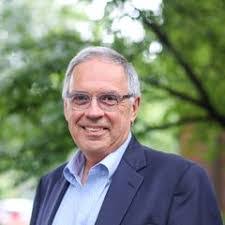 Steven Snapp's Instagram, Twitter & Facebook