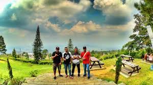 0indonesia adalah negara kepulauan yang memiliki tempat wisata yang begitu beragam untuk dikunjungi. 7 Kota Sejuk Di Indonesia Ini Cocok Untuk Tempat Refreshingmu