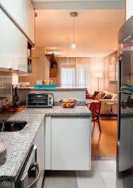 Hoje em dia é muito mais fácil de comprar apartamento e algo que a maioria dos apartamentos tem em comum é o tamanho por metro quadrado, por isso é importante que os móveis sejam bem planejados e distribuídos de forma correta para aproveitar os. 70 Projetos De Cozinha Planejada Pequena Decoracao Dicas E Preco