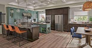 Add beauty and update your home with new, modern kitchen and bath cabinets! Cabinetworks Group