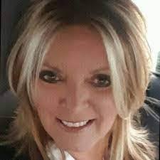 Lelia Nolan's Instagram, Twitter & Facebook