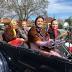 Thousands watch classic, vintage cars drive through Adelaide at ...