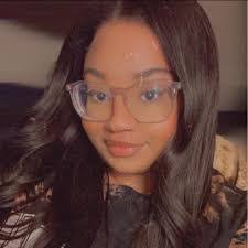 Marisa Cherry's Instagram, Twitter & Facebook