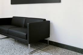Divanetto 2 posti nero similpelle. Divano Moderno Compact Tacchini In Pelle 2 Posti Nero