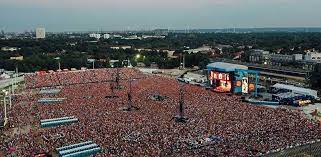 Maybe you would like to learn more about one of these? Ed Sheeran Plays To 80 000 Fans In Hamburg Iq Magazine