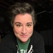 Francesca Gunning's Instagram, Twitter & Facebook