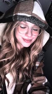 22:13:57 12 Mystery Objects Left Internet.. 22:13:57