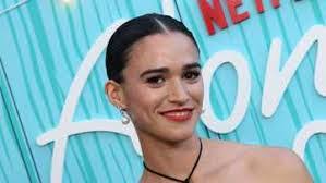 Monique Blanton's Instagram, Twitter & Facebook