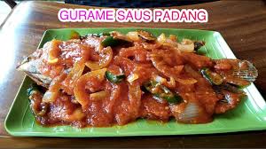 Bosan dengan saus asam manis sebagai teman untuk menikmati hidangan gurame goreng? Ikan Gurame Saus Padang Ala Warung Tenda Seafood Yg Enak Bangeeet Youtube