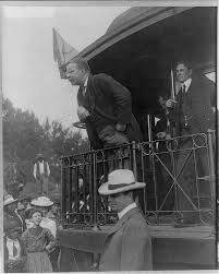 Teddy Roosevelt Speaking 1907 Photo By Underwood Underwood Presidential History Historical Images American History