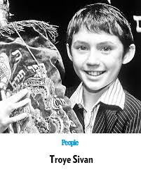 Danny Cupp's Instagram, Twitter & Facebook