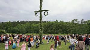 Szent iván éj népszokások napforduló tűzugrás szent iván (jános) és a napforduló. Szent Ivan Ej Mit Unneplunk Az Ev Legvarazslatosabb Ejszakajan Morzsafarm