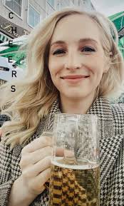 New pics of Candice 😍😍😍 S4 К one τи.