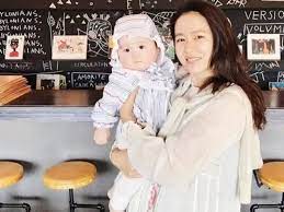 Hyun bin first gained wide recognition for his role in the 2005 romantic comedy television drama my name i. After Son Ye Jin Heard That Hyun Bin Was So Attentive To The Generals He Reappeared And Admired The New Angle