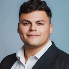 Just wrapped up my first year of law school — a year filled with  challenges, growth, and invaluable lessons. This summer, I'm honored to be  interning with the Federal Public Defender for