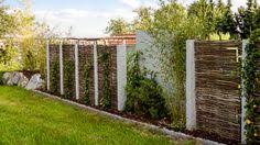 Windschutz garten vergleich 2020 â­ die 7 besten markisen inkl. 9 Windschutz Ideen Gartengestaltung Sichtschutz Garten Garten