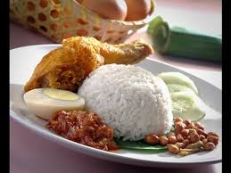 Taste the bold flavours of sambal, anchovies, kaffir lime and peanuts all in one delectable. Malaysia S Nasi Lemak One Of The 10 Healthy International Breakfasts Youtube