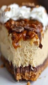 Caramel Toffee Crunch Cheesecake Gateaux Et Desserts Recette Dessert Recettes Sucrees