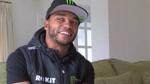Mar 12, 2021 · hamilton snr was lewis' manager throughout his racing career up until 2010, when he was ruthlessly sacked. Lewis Hamiltons Bruder Nic Hamilton Vom Rollstuhl In Den Rennwagen
