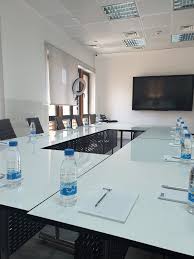 Office Works Design ديكور مكاتب غرفة اجتماعات للتواصل الاتصال بالرقم 0096171170181 ديكور نفض وترميم مكاتب شقق محلات عامة فريق ع Home Decor Conference Room Room