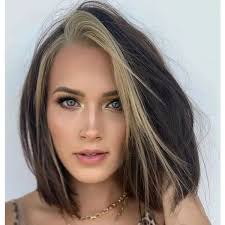 Viral tante wikwik sama ojek muda di apartemen. 8 Tiktok Hair Trends That Went Viral In 2020 Behindthechair Com In 2021 Hair Styles Brown Hair With Blonde Highlights Hair Color Streaks