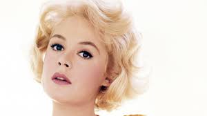 The Tragic Reason Sandra Dee And Bobby Darin Divorced