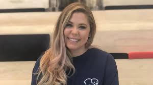 The coffee convos podcast first aired in november 2017, hosted by lindsie chrisley and kailyn lowry. Kailyn Lowry Slams Javi Marroquin And Lauren Comeau On Coffee Convos Podcast