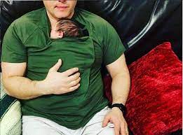 7 Best Of Babywearing Shirts 2021 Reviews