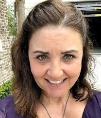 Victoria Bragg's Instagram, Twitter & Facebook