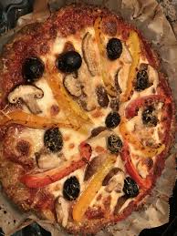 This Is The Easiest And Most Delicious Cauliflower Pizza I Ve Ever Made And Ate