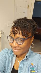 Loving my curls today, because of my brilliantly talented friend Laurie!!  Thanks for the beautiful color @_hairbylaurie you are amazing!!♥️