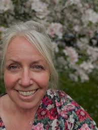 🤩🤩PERSONALISED SIGNED COPIES OF DEAR MISS LAKE ARE NOW AVAILABLE FOR  PRE-ORDER!🤩🤩 Do you fancy a signed book, personalised to you or A Person  of Importance (APOI) in your life? Thanks to