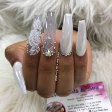 Evon Nails Spa On Instagram 155 3d Whitechrome Flakes Swarovskinails We Have The Right To Bling Acrylic Nails Long Acrylic Nails Pretty Acrylic Nails
