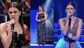 Only high quality pics and photos with bianca guaccero. Una Storia Da Cantare Bianca Guaccero Splendida In Nero E Rosa Ed Emoziona Con Mogol Dilei