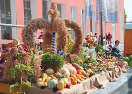 It began as a day of giving thanks and sacrifice for the blessing of. Erntedank Thanksgiving In Germany The German Way More