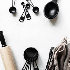 Wood kitchen island countertop provides a warm, organic landing surface in a kitchen whatever its style is and create timeless look. Easy And Effective Ways To Organise Kitchen Utensils That You Ll Love