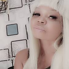 Happy birthday to you Our number Billionaire presenter. Cheche Smith is big  name Long life and prosperity.