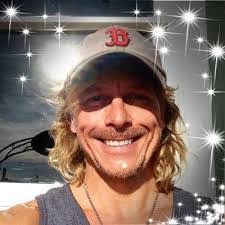 Nicolas Norris's Instagram, Twitter & Facebook