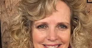 Vicki Osgood's Instagram, Twitter & Facebook