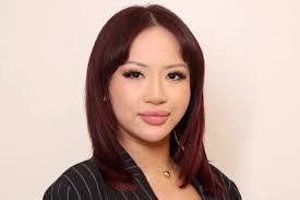 Madeleine Hendricks's Instagram, Twitter & Facebook