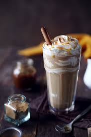 Pumpkin Spice Latte Cafe Au Lait Au Sirop De Potiron Epice Et Chantilly Chefnini Recette Cafe Au Lait Chocolat Chaud Maison Potiron