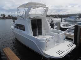 The 31 sedan bridge is a stylish boat. Boat Shipping Services Mainship Boats