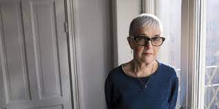 She was born close to östersund in jämtland, sweden and grew up at her grandparents. Bodil Malmstens Sista Halsning Till Lasarna Gp