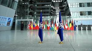 Nato constitutes a system of collective defence whereby its independent member states agree to mutual defence in response to an attack by an. L Otan Decide De Porter A 4 000 Militaires Ses Effectifs Engages En Irak