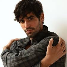 Luis Ocasio (@luis.ocasio) • Instagram photos and videos