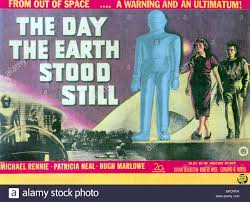 It is quite clearly pointed out that one robot like gort in one ship is capable of toasting the planet! The Day The Earth Stood Still 1951 Poster Stockfotos Und Bilder Kaufen Alamy