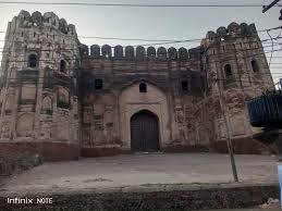 AKbari Gate of Lahore Fort built ...