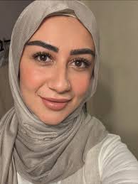 Powdering 😍💚 #brows#browshaping#browsonfleek#semipermanentmakeup