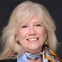 Lisa Dietsch's Instagram, Twitter & Facebook